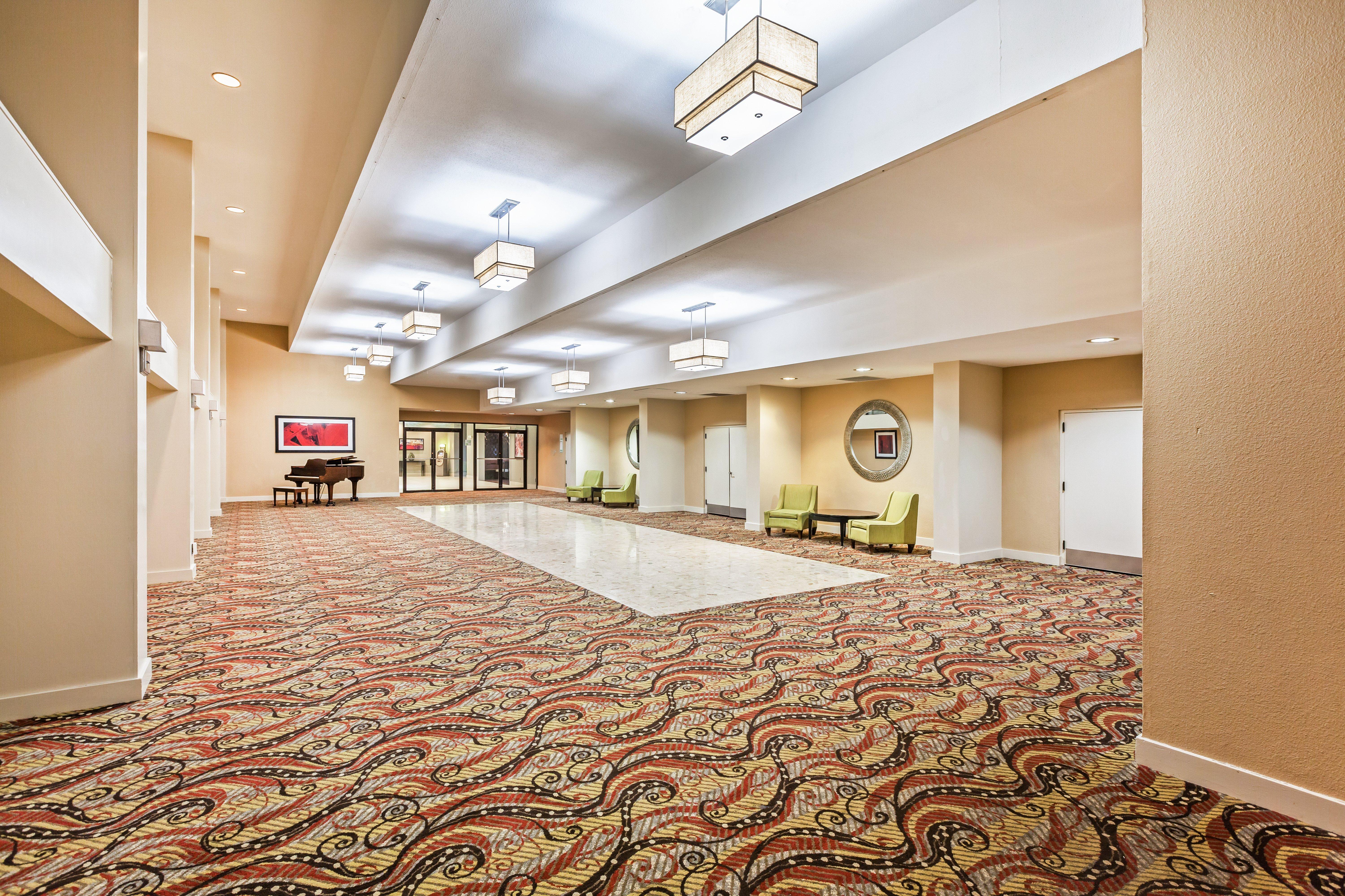 Holiday Inn Tyler - Conference Center By Ihg Exterior foto